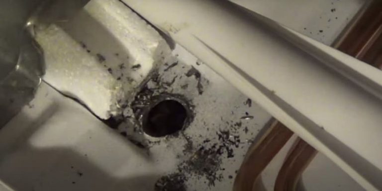 Frigidaire Window Air Conditioner Drain Hole Location