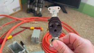 How to Wire a 220 Volt Outlet for Window Air Conditioner