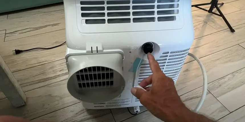 black and decker portable air conditioner filling with water